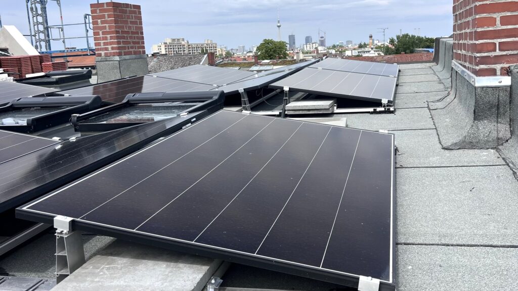 PV-Anlage mit Speicher, Berlin-Neukölln