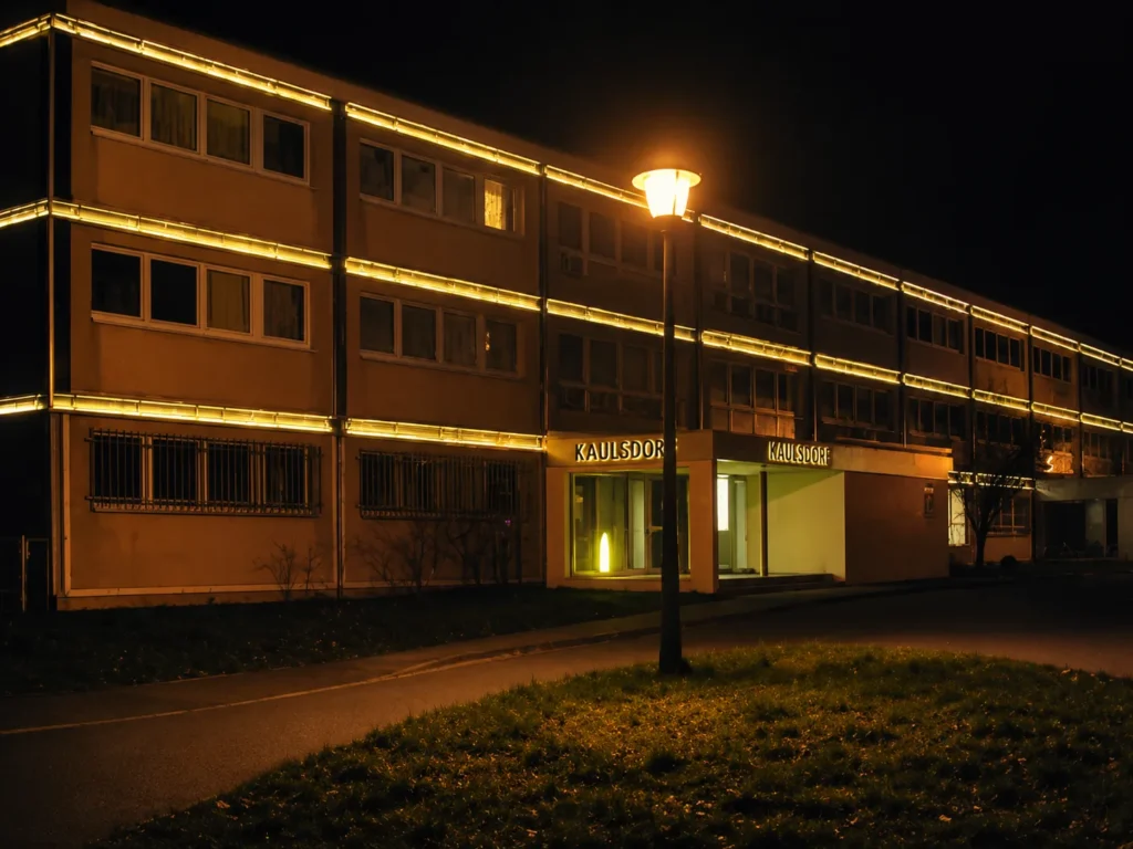 LED-Fassadenbeleuchtung mit digitaler Steuerung